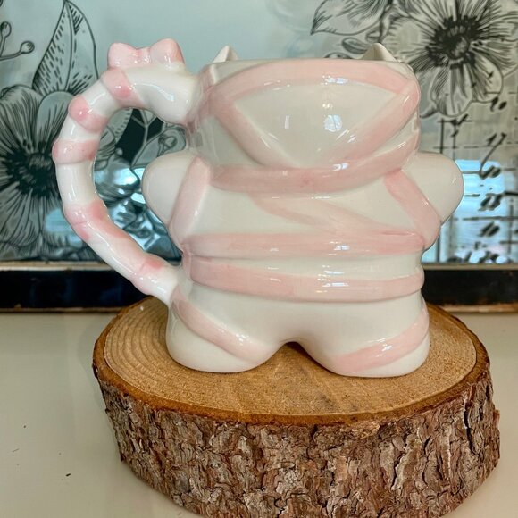 NEW Cobwebs & Cauldrons Halloween Mummy Cat in Pink Bandages - Picture 2 of 2